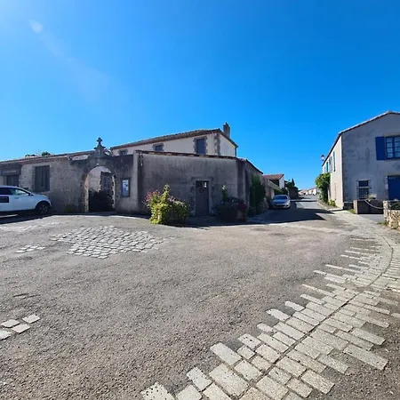 Dom wakacyjny Maison Huchet A 10min Du Parc Le Puy Dufou *