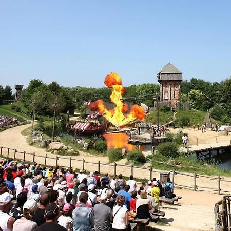 Dom wakacyjny Maison Huchet A 10min Du Parc Le Puy Dufou