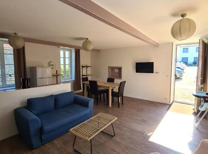 Maison Huchet A 10min Du Parc Le Puy Dufou Сasa de vacaciones