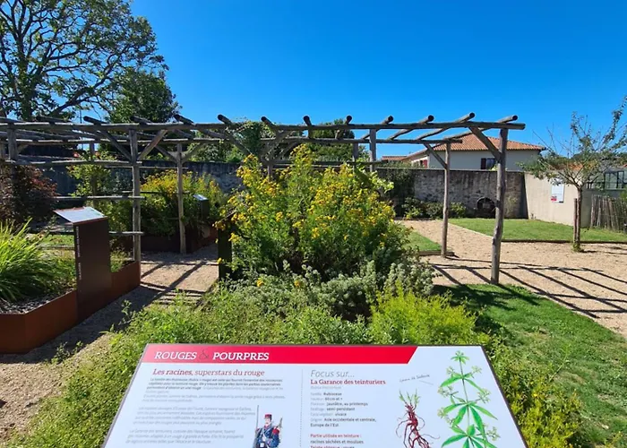 Сasa de vacaciones Maison Huchet A 10min Du Parc Le Puy Dufou *