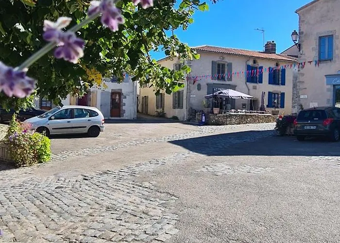 Maison Huchet A 10min Du Parc Le Puy Dufou Сasa de vacaciones *